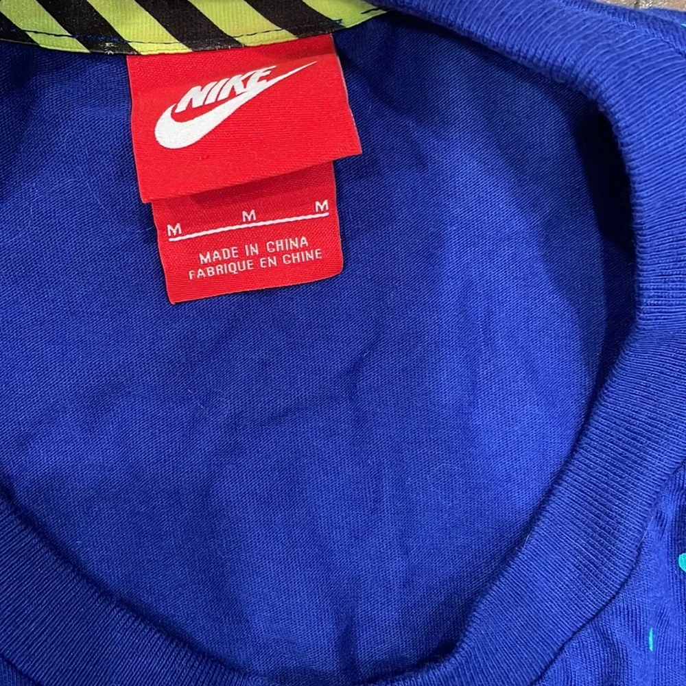 Nike - Picture 2 of 2